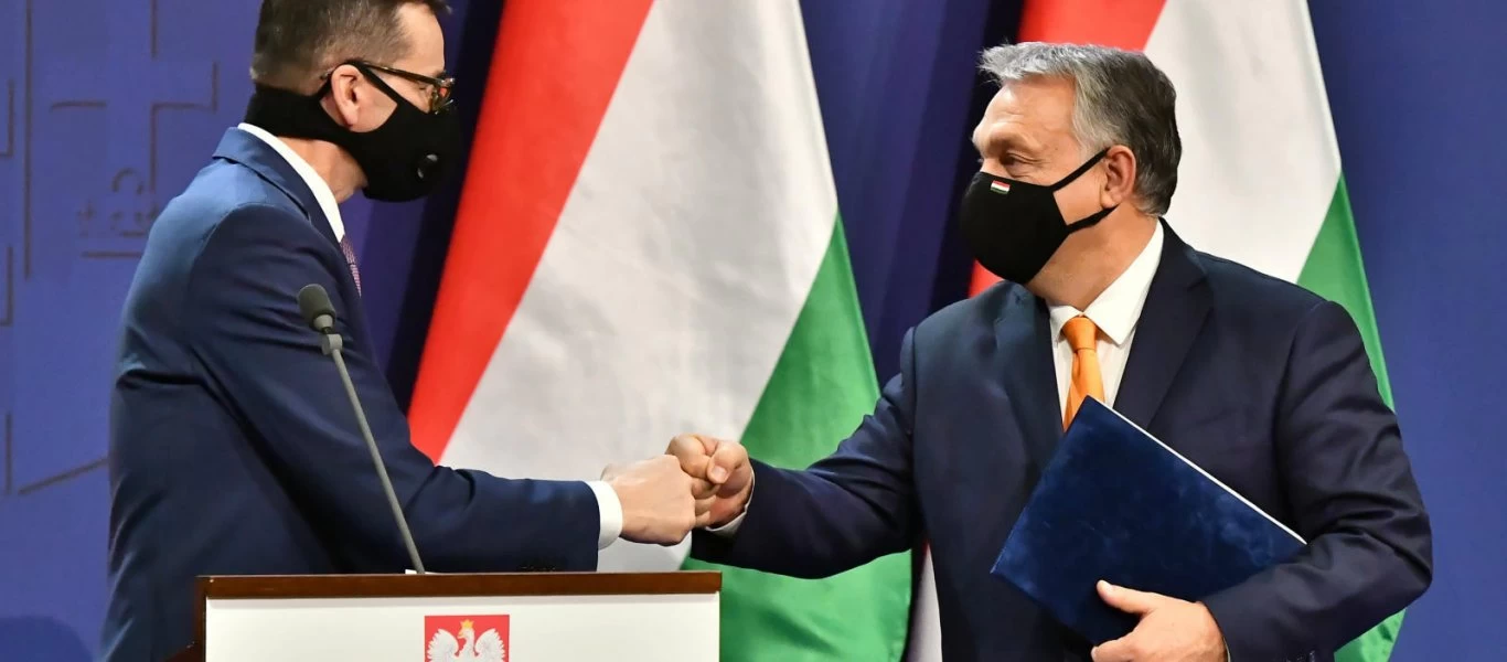 Πολωνός πρωθυπουργός Μ.Μοραβιέτσκι προς Α.Μέρκελ: «Δεν θα άρουμε το βέτο - Δεν θα πουλήσουμε την ανεξαρτησία μας»